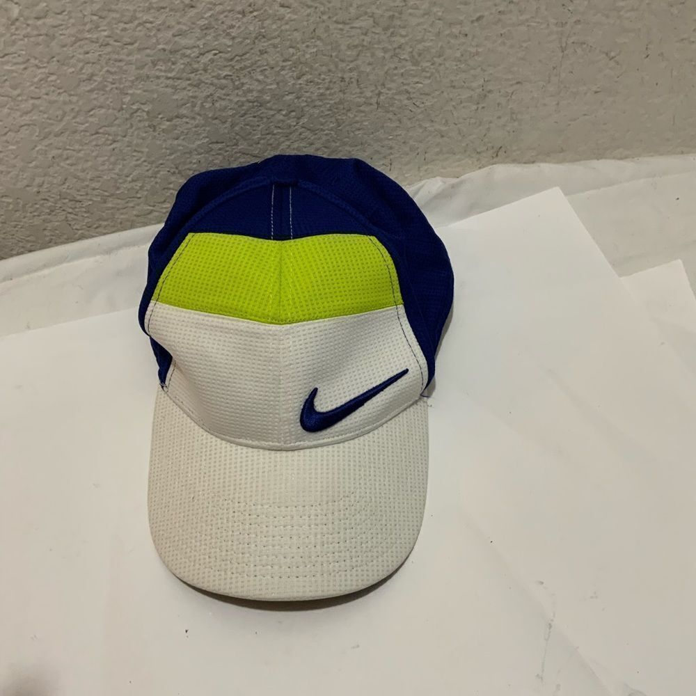Nike golf hat navy blue green white adjustable